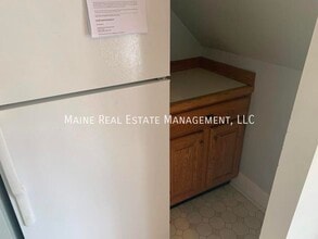 67 Pine St in Bangor, ME - Building Photo - Building Photo