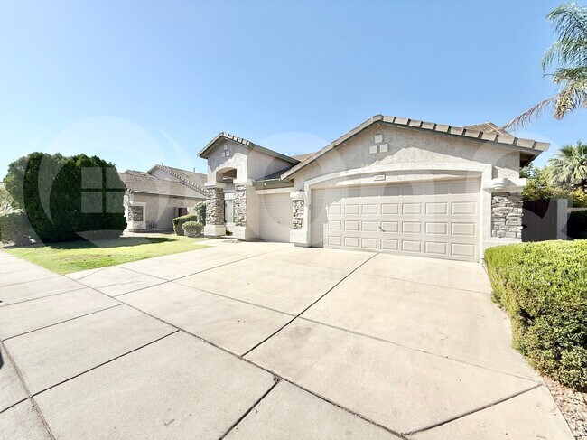 2185 W Olive Way in Chandler, AZ - Building Photo - Building Photo