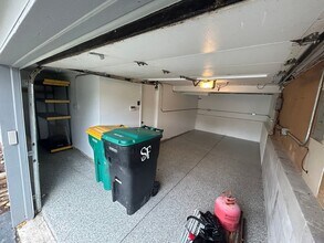 2192 Morning Wind Cir in Bridgeville, PA - Building Photo - Building Photo