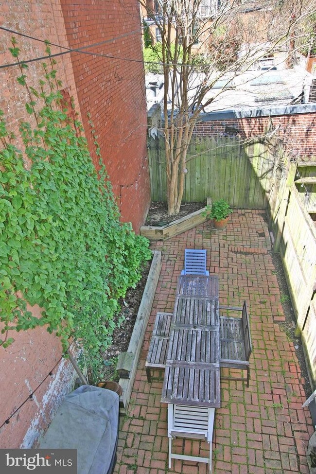 311 9th St SE in Washington, DC - Building Photo - Building Photo