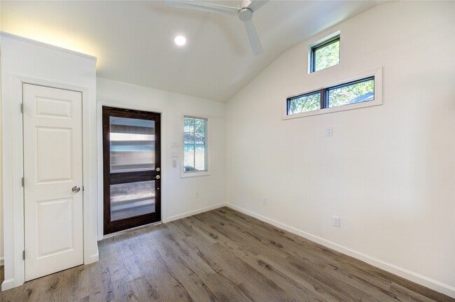 1116-1112 Nadine St in Houston, TX - Foto de edificio - Building Photo