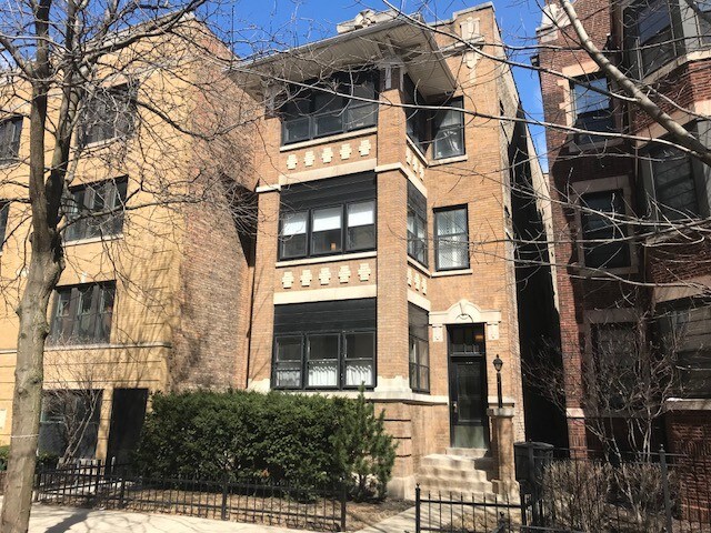 712 W Buena Ave in Chicago, IL - Building Photo