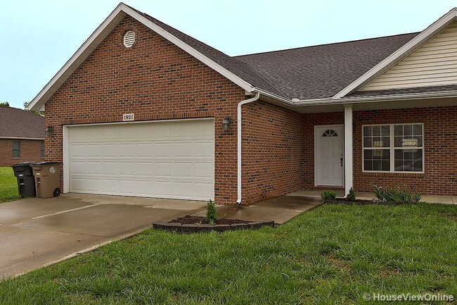 property at 1921 Rock Creek Ln