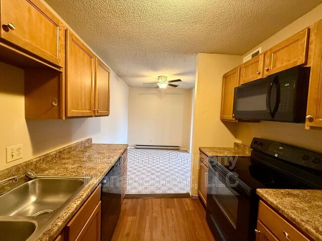 property at 515 W 11th St