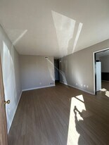 420 McCullars Ln in Oxford, AL - Building Photo