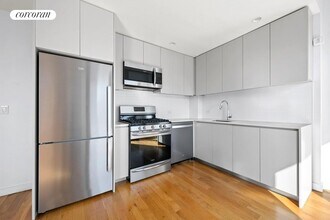 123 Hope St in Brooklyn, NY - Building Photo - Building Photo