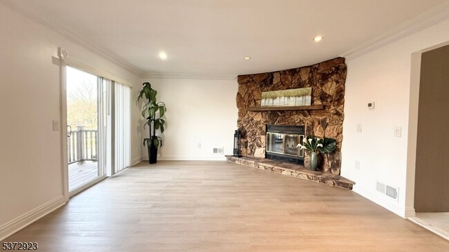 38 Park St in Florham Park, NJ - Building Photo - Building Photo