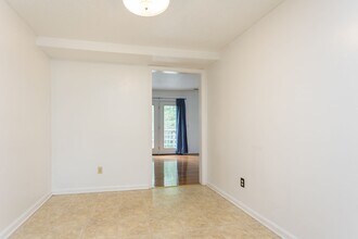 1134 Mountain View Dr in Harrisonburg, VA - Building Photo - Building Photo