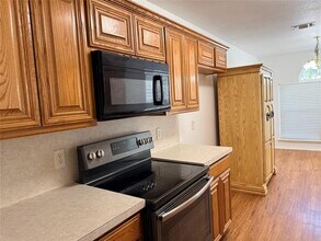 4305 Hayes St in Denton, TX - Building Photo - Building Photo