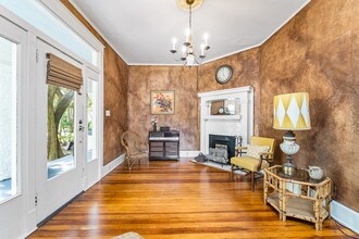 250 Tuttle Ave-Unit -250 Tuttle in Mobile, AL - Foto de edificio - Building Photo