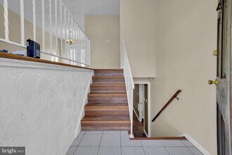 6812 Pepper St in Capitol Heights, MD - Building Photo - Building Photo