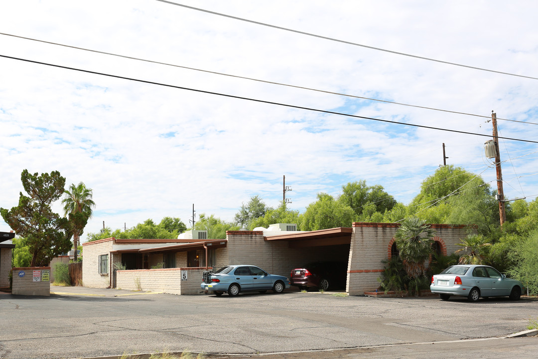 4012-4014 E Fairmount St in Tucson, AZ - Foto de edificio