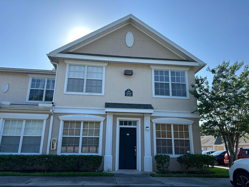 3995 Almeida Court in Melbourne, FL - Building Photo