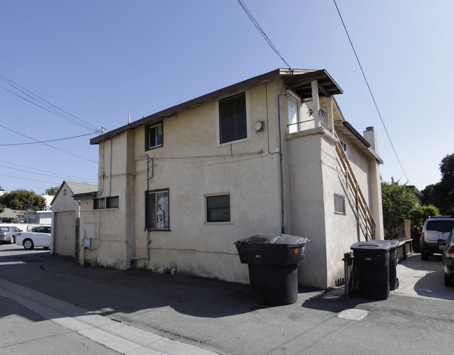 1911 Euclid St in Santa Monica, CA - Building Photo - Building Photo