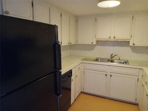 2462 Brazilia Dr in Clearwater, FL - Building Photo - Building Photo