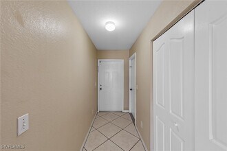 841 SE 8th Terrace in Cape Coral, FL - Building Photo - Building Photo