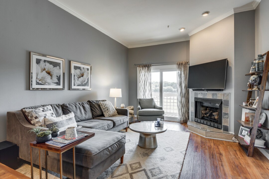 142 West End Pl in Nashville, TN - Building Photo