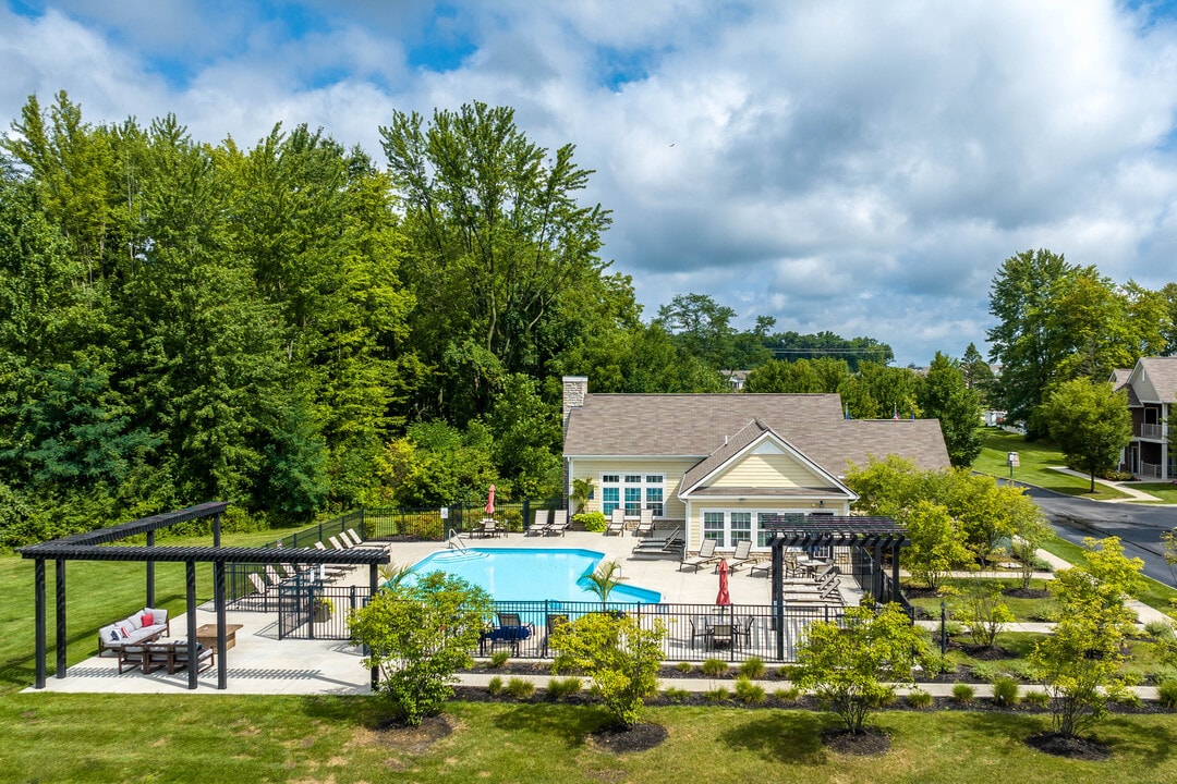 Woods at Perry Lane in Westerville, OH - Foto de edificio