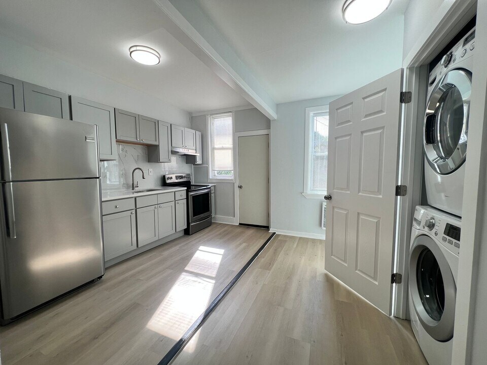 6020 Trinity St in Philadelphia, PA - Building Photo
