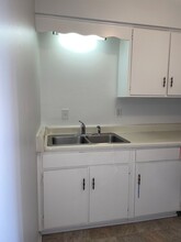 Cedarwood Apartments in Roanoke, VA - Building Photo - Interior Photo