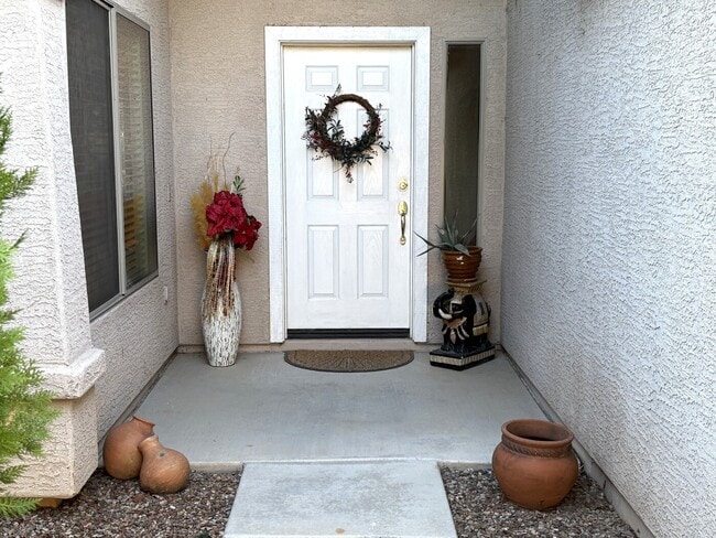 1870 E Purple Martin Ln in Green Valley, AZ - Building Photo - Building Photo