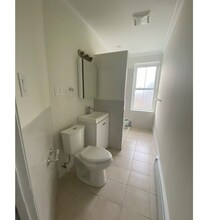 247 Cambridge St, Unit 3 in Boston, MA - Foto de edificio - Building Photo