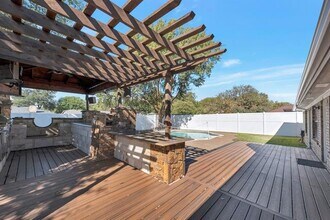 3305 Timber View Cir in Bedford, TX - Building Photo - Building Photo