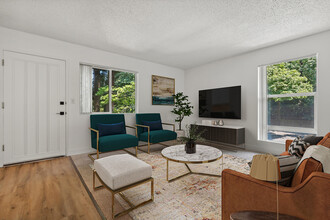 ReNew Laurelwood in Lake Oswego, OR - Foto de edificio - Building Photo