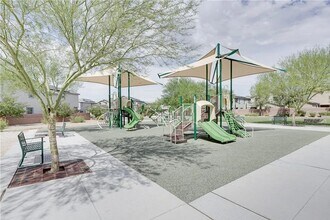 932 Lotus Falls St in Henderson, NV - Building Photo - Building Photo