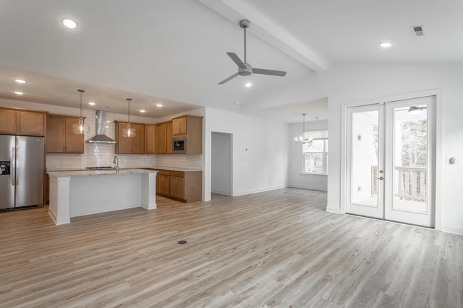 6414 Satjanon Dr in Ooltewah, TN - Building Photo - Building Photo