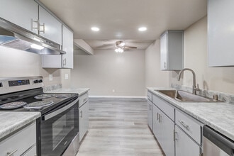 Harvest Apartments in Oakdale, CA - Building Photo - Interior Photo