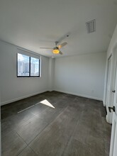 1849 Madison St, Unit B in Hollywood, FL - Foto de edificio - Building Photo