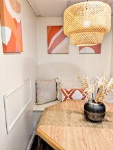 564 Walton Ave, Unit D in Hummelstown, PA - Foto de edificio - Building Photo