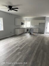 415 Felts St in Taylor, PA - Building Photo - Building Photo