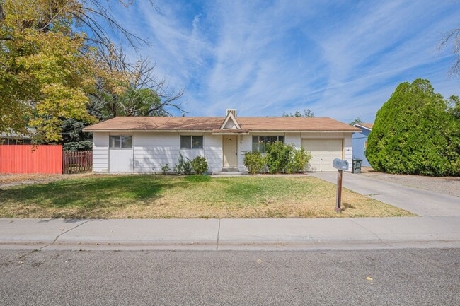 property at 553 Princess St