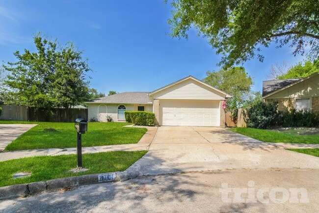 property at 2706 King James Ct