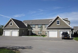 Dockside Village in East Amherst, NY - Building Photo - Building Photo