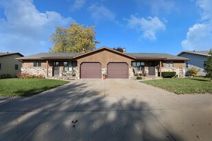 200 Frances St in Kaukauna, WI - Building Photo