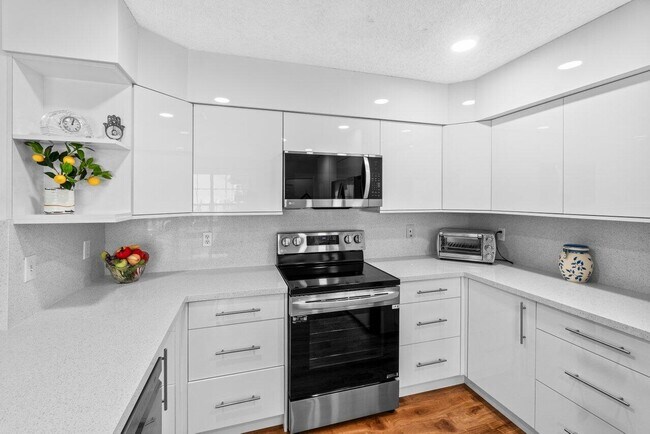 4830 Brighton Lakes Blvd in Boynton Beach, FL - Building Photo - Building Photo