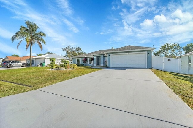 property at 226 SW Starfish Ave