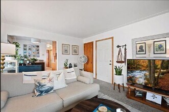 3820 42nd Ave S in Minneapolis, MN - Building Photo - Building Photo