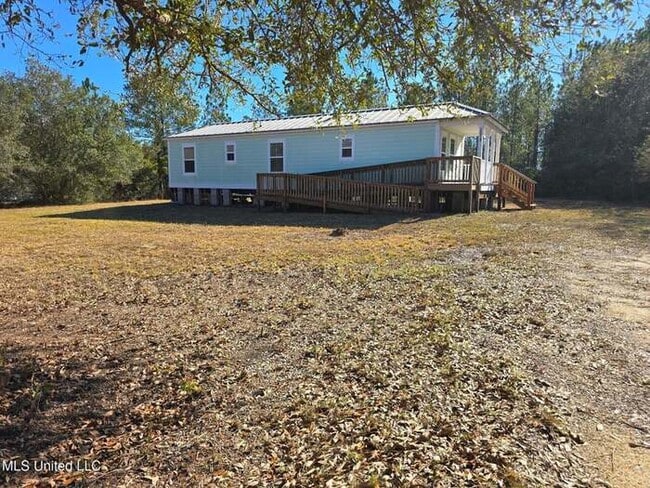 property at 2079 Pine Hill Rd