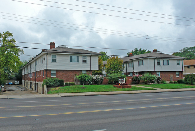 Maples Townhomes in Dayton, OH - Foto de edificio - Building Photo