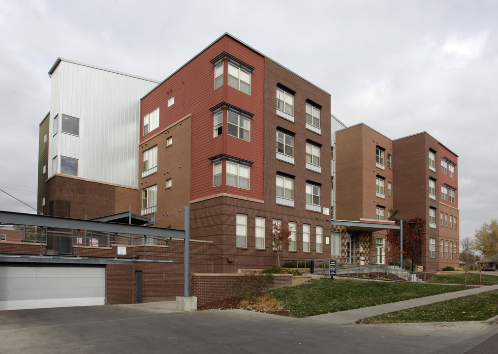 The Villas At Sloan's Lake Apartments in Denver, CO - Foto de edificio