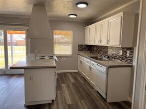 8506 Woodside Rd in Rowlett, TX - Building Photo - Building Photo