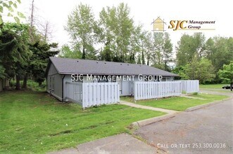 11118 SE 223rd St in Kent, WA - Building Photo - Building Photo