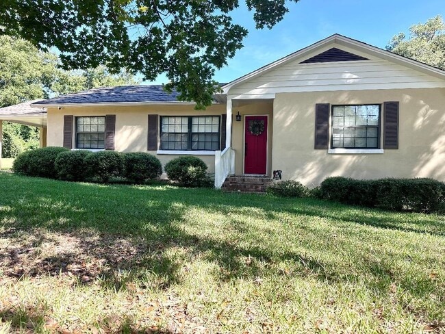 property at 204 Dogwood Ave E