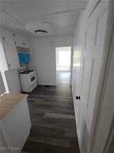 905 Selwyn Rd in Cleveland Heights, OH - Building Photo - Building Photo