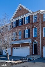 23266 Hanworth St in Ashburn, VA - Building Photo - Building Photo