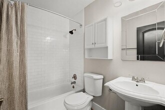 3001 Maplelawn Cir in Austin, TX - Building Photo - Building Photo